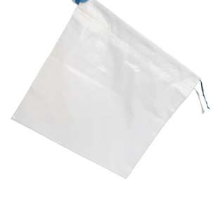 ถุงอาเจียนพลาสติก LDPE สีขาวสำหรับใช้ในโรงพยาบาล พร้อมเชือกสองเส้นและแผ่นซับเหงื่อ สำหรับผู้สูงอายุในบ้านพักคนชรา - Product Image 4