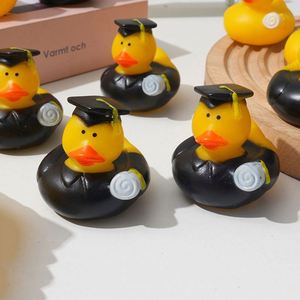 เป็ดน้อยสีเหลืองน่ารัก ของเล่นอาบน้ำเด็ก เสียงบีบมีเสียง ลอยน้ำ ขายดี - Product Image 4