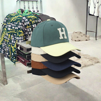 Groothandel Op Maat Unisex Golfpet 6 Panelen 3D Borduurwerk 'H' Letter Baseball Cap Gekleurde Gebogen Klep Verstelbare Pasvorm Velours Standaard