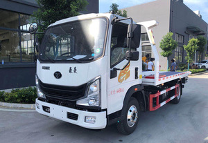 Camion de remorquage compact 4x2 One Tow Two, 3 tonnes, plateau hydraulique, Euro 6, pour le récupération de voitures et de fourgons - Product Image 4