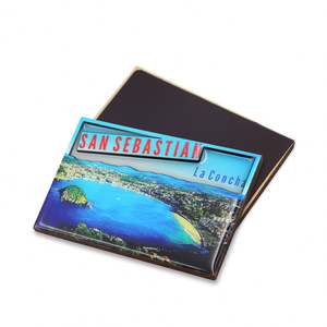 Aimants de réfrigérateur en bois MDF époxy personnalisés, artisanat minimaliste, souvenir d'Espagne, Malaga - Product Image 2