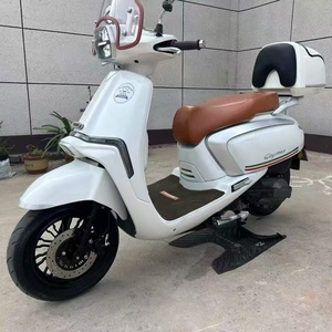 Motocicleta Jianshe <span class=keywords><strong>DUOMO</strong></span> 150cc Refrigerada por Agua, Estilo Retro, 4 Válvulas, ABS, para Adultos - Product Image 2