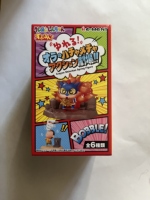 Re-ment Crayon Shin-chan Shake My Crazy Action Theatre Scène miniature Boîte aveugle Ornement Japon Boîte aveugle en verre Véritable