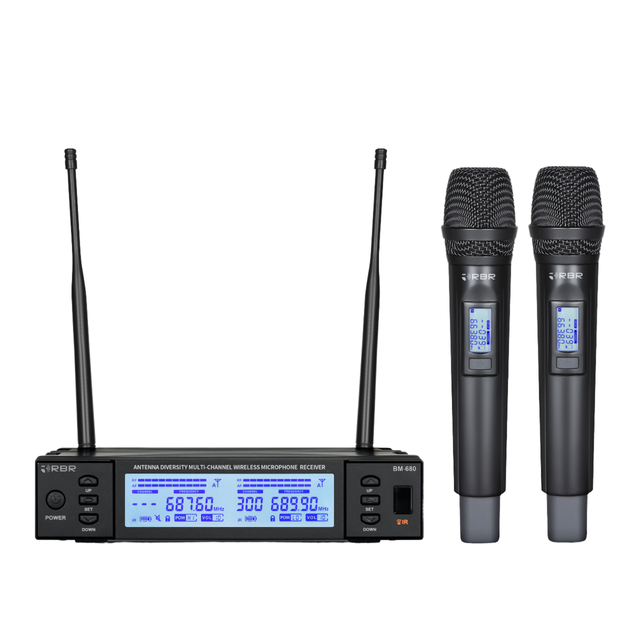 Professional BM680 UHF Dynamic Karaoke Wireless Microphone System Cardioid Polar Pattern Noise Cancelling Handheld Mic XLR