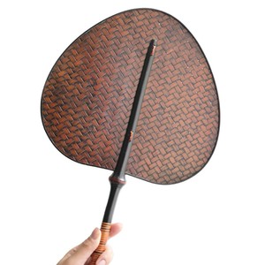Éventail en bambou tressé fait main, long manche, style rétro, pour l'été, objet d'art et de collection - Product Image 5