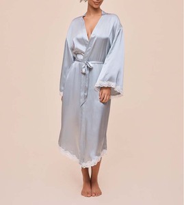 Camicia <span class=keywords><strong>da</strong></span> <span class=keywords><strong>notte</strong></span> <span class=keywords><strong>da</strong></span> <span class=keywords><strong>donna</strong></span> lunga e morbida in seta di raso personalizzata per le stagioni estive e autunnali - Product Image 2