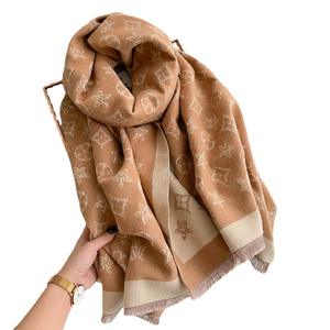 <span class=keywords><strong>Sciarpa</strong></span> a stella a cinque punte di lusso europeo americano per le donne Double-face <span class=keywords><strong>Cashmere</strong></span> autunno inverno moda calda scialle - Product Image 1