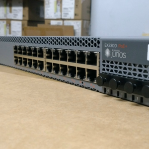 Commutateur réseau Ethernet Gigabit 24 ports de la série <span class=keywords><strong>EX2300</strong></span>, neuf, original, <span class=keywords><strong>EX2300</strong></span>-24P <span class=keywords><strong>EX2300</strong></span>-<span class=keywords><strong>24T</strong></span> avec fonction SNMP - Product Image 2