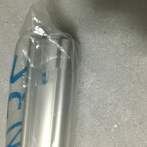 Een nieuwe Dsbc-32-250-ppwbrsa-n3 cilinder Dsbc32250ppsanwbr3 - Product Image 1