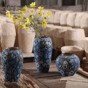 Florero de cerámica pintado a mano para decoración del hogar, diseño rústico chino antiguo de oro con mango en forma de León, accesorios