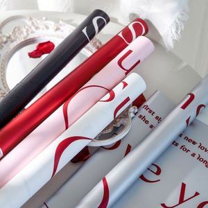 กระดาษห่อดอกไม้พลาสติก PP กันน้ำลายดอกไม้สีรุ้ง ขนาด 58*58 ซม. รุ่นใหม่ปี 2024  ซุปเปอร์เลิฟยู - Product Image 4