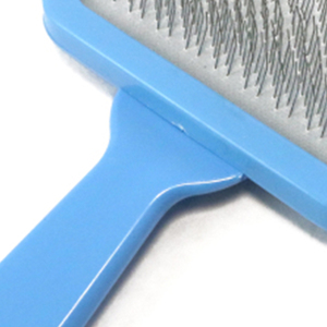 Cepillo y Peine de Acero Inoxidable con Mango Ergonómico de Plástico, Tamaño Mediano, para el Cuidado de Mascotas - Product Image 4