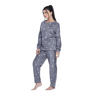 Conjunto de Pijama de 2 Piezas para Mujer, Estampado Animal Gris, Antiestático, 100% Poliéster, Manga Larga, Cuello Redondo, Corte Holgado, Ropa de Dormir para Invierno - Product Image 3