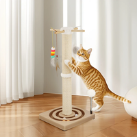 Poteau à gratter et tour jouet en bois 2 en 1 avec corde en sisal et boule suspendue pour arbre à chats actif