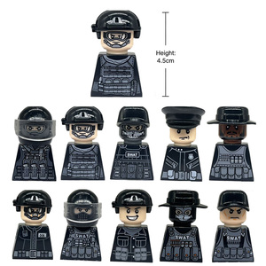 Figurines d'<span class=keywords><strong>action</strong></span> militaires en gros d'usine, ensembles de modèles tactiques des forces spéciales <span class=keywords><strong>SWAT</strong></span> avec armes à feu, cadeau pour enfants et adultes - Product Image 2