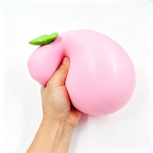 Juguete Blandito Gigante de Melocotón, Juguete Sensorial de Fruta para Apretar, Juguete Blandito de Melocotón Grande - Product Image 3