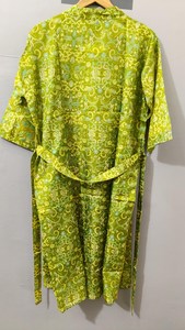 Bata de dormir informal de seda 100% tejida con estampado paisley verde para mujer, manga corta, cuello vuelto, largo completo - Product Image 5