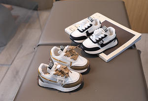 Chaussures pour bébés de vente directe d'usine, chaussures plates en cuir pour filles et garçons, chaussures souples à la mode et décontractées, chaussures de sport pour enfants - Product Image 5