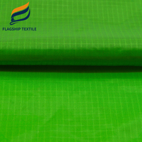 Tissu en nylon ripstop 40D hydrofuge en stock pour hamac d'extérieur / sac de rangement 100% nylon taffetas résistant aux déchirures