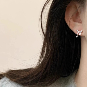 FY-ED422 <strong>Fine</strong> <strong>Stud</strong> <strong>Earrings</strong> for Women S925 Sterling Silver Instagram Niche Bow Design Star-Shaped Sleeping <strong>Earrings</strong> Ear Piercing - Product Image 2