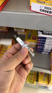 NGK日本6955 CR9EB双爪火花塞阿里巴巴验证唯一川崎交叉使用的NGK批发供应商CR9E CR9EIX CR9EKC - Product Image 3