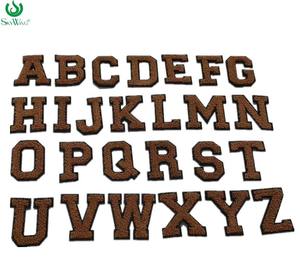 Venta al por mayor de parches bordados de chenilla con 26 letras en inglés, tela para planchar para bolsos, zapatos, prendas - Product Image 4