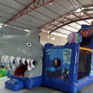 Castillo Inflable de PVC con Forma de Tiburón para Niños, para Parques de Aventuras y Uso Comercial, Diversión de Saltos - Product Image 1