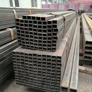 Nhà máy cung cấp thép carbon Ống vuông rỗng hàn ống vuông 50*50mm 100*100mm bề mặt mịn màu đen - Product Image 3