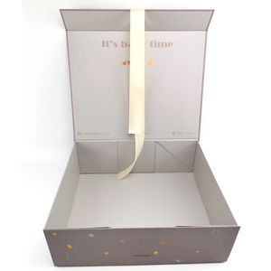 custom logo gift boxes with magnetic lid candle packaging box clothing packaging eco friendly custom box