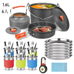 Lichtgewicht, draagbare en <span class=keywords><strong>complete</strong></span> aluminium kampeeruitrusting, multifunctioneel kookgerei met koekenpan, waterkoker en bestek voor wandelingen - Product Image 1