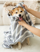Mengqule Cape Serviette Moderne Multi-Fonction à Séchage Rapide et Doux pour Soins Post-Bain, Toilettage et Rasage Sans Effort pour Chiens et Chats