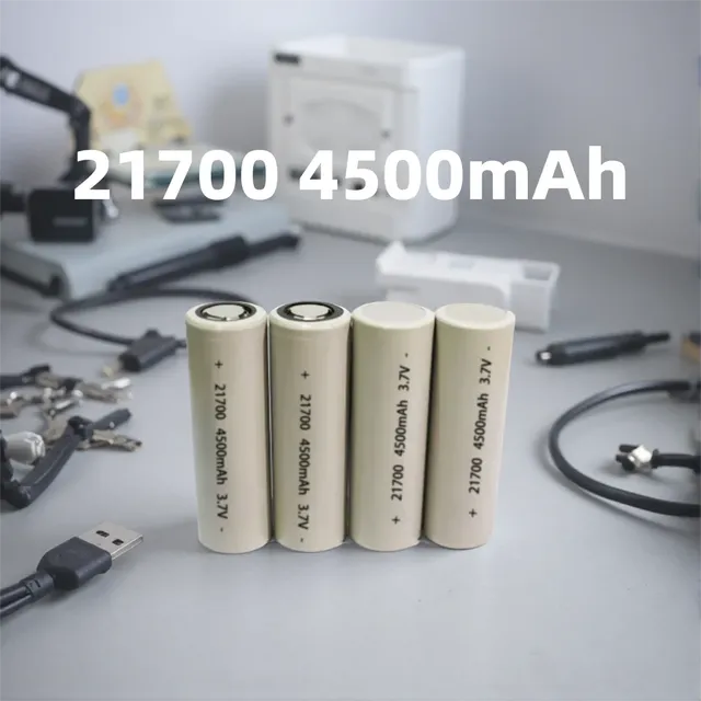 21700 4500mAh 3.7V High Capacity Rechargeable Li-ion Battery for Power Tools, Energy Storage, and LED Lighting 18350 16650