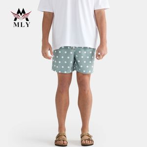 Pantalones cortos de lunares blancos para hombre, ropa de entrenamiento transpirable para gimnasio con forro de compresión, pantalones cortos para tabla de surf - Product Image 4