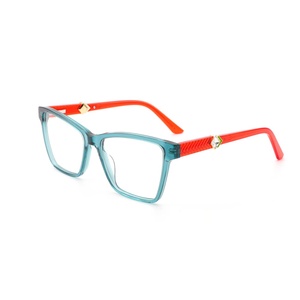 Montures optiques élégantes en acétate, style œil de chat, fines, tendance, de haute qualité, fiables, uniques, de créateur, anti-lumière bleue, pour les voyages et la vie quotidienne - Product Image 4