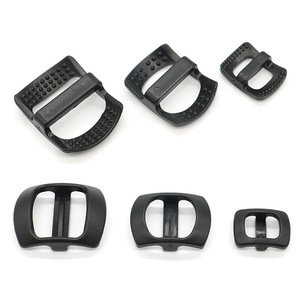 Hebilla Curva de Plástico en Forma de D KJM de 25MM 20MM 12MM Negra, Hebilla Ajustable para Arnés de Mascotas, para Collares de Perros y Gatos - Product Image 3