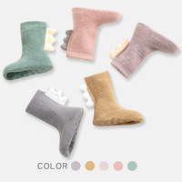 Chaussettes pour bébés et enfants d'automne et d'hiver, 0-3 ans, antidérapantes, en polaire corail, motif dinosaure