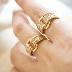 Italiaanse handgemaakte metaalweving ring van echt 18 karaats massief geel goud, gecertificeerd - Product Image 1