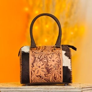Sac de voyage mini Speedy tendance en cuir véritable marron et blanc, fait main par un designer, style vintage, pour femme - Product Image 2