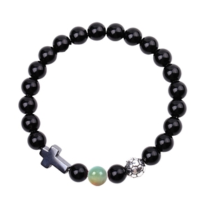 Bracelet élastique en perles <span class=keywords><strong>de</strong></span> <span class=keywords><strong>pierre</strong></span> d'onyx noir 8MM avec croix et breloque ballon <span class=keywords><strong>de</strong></span> football, cristal <span class=keywords><strong>de</strong></span> guérison, bijou fantaisie en pierres précieuses, cadeau pour homme - Product Image 4