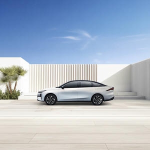 รถยนต์ขนาดกะทัดรัด Geely Galaxy L6 ปี 2025 คุณภาพสูง ระบบปลั๊กอินไฮบริด มาตรฐานไอเสียยูโร 6 พร้อมราคาที่แข่งขันได้ - Product Image 4