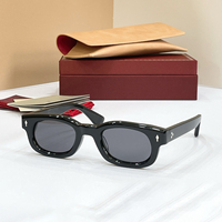 Lunettes de soleil carrées rétro tendance avec verres polarisés UV400, monture rectangulaire populaire pour femmes et hommes, idéales pour les voyages et les vacances