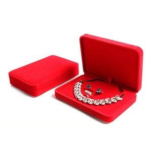 Venta al por mayor de lujo hecho a mano de diseño personalizado forma cuadrada multi tipo mujeres terciopelo joyería caja de embalaje para anillo y pendiente - Product Image 6