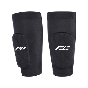 <strong>Custom</strong> EVA Foam Soccer Shin Guard Adult Kid Youth Lightweight Non Slip <strong>Calf</strong> Protective <strong>Sleeve</strong> Triangular Soccer Shin Pad <strong>Sleeve</strong>
