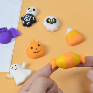 Juguetes Blandos de Calabaza Kawaii de Alta Calidad para Halloween, Mini Juguetes de TPR Suaves para Fiestas, Regalos y Juguetes Antiestrés para Niños - Product Image 2