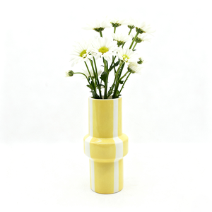 แจกันดอกไม้เซรามิกโบฮีเมียน-ของตกแต่งศิลปะทำมือที่ไม่เหมือนใครสำหรับห้องนั่งเล่น - Product Image 5