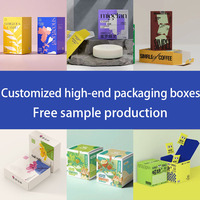Boîtes en papier gaufré blanches personnalisées pour parfum cosmétique Emballage gaufré portable avec stratification mate et estampage