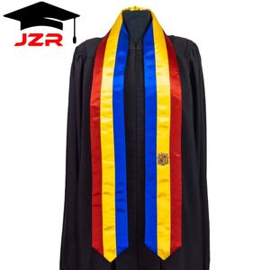 Tenue de graduation personnalisée avec logo brodé, 100% satin, pour étudiants internationaux en échange scolaire, unisexe - Product Image 5