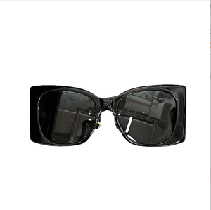 Gafas de Sol Extra Grandes para Mujer al por Mayor, Gafas de Sol de Moda con Marco Grande y Forma de Mariposa, Protección UV400, Marca Privada - Product Image 5