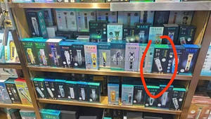 Peluquero Mini recortadora <span class=keywords><strong>de</strong></span> <span class=keywords><strong>corte</strong></span> <span class=keywords><strong>de</strong></span> <span class=keywords><strong>pelo</strong></span> recargable pinza <span class=keywords><strong>de</strong></span> <span class=keywords><strong>pelo</strong></span> profesional inalámbrica para hombres y mujeres máquina <span class=keywords><strong>de</strong></span> <span class=keywords><strong>corte</strong></span> <span class=keywords><strong>de</strong></span> <span class=keywords><strong>pelo</strong></span> - Product Image 6