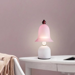 โคมไฟตั้งโต๊ะดีไซน์มินิมอลสไตล์นอร์ดิก โคมไฟศิลปะกระจกสี สำหรับห้องเด็ก ห้องนั่งเล่น โคมไฟตกแต่งข้างเตียง - Product Image 2